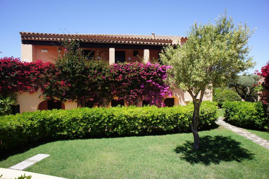 Godo Beach Hotel Baja Cerdeña Exterior foto