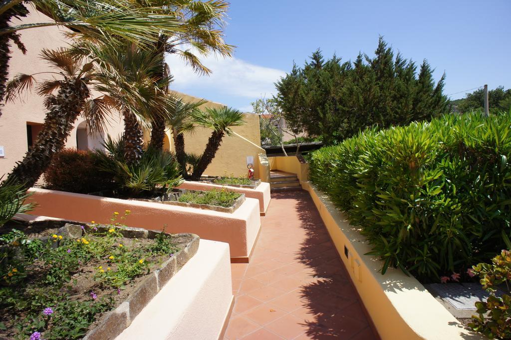 Godo Beach Hotel Baja Cerdeña Exterior foto