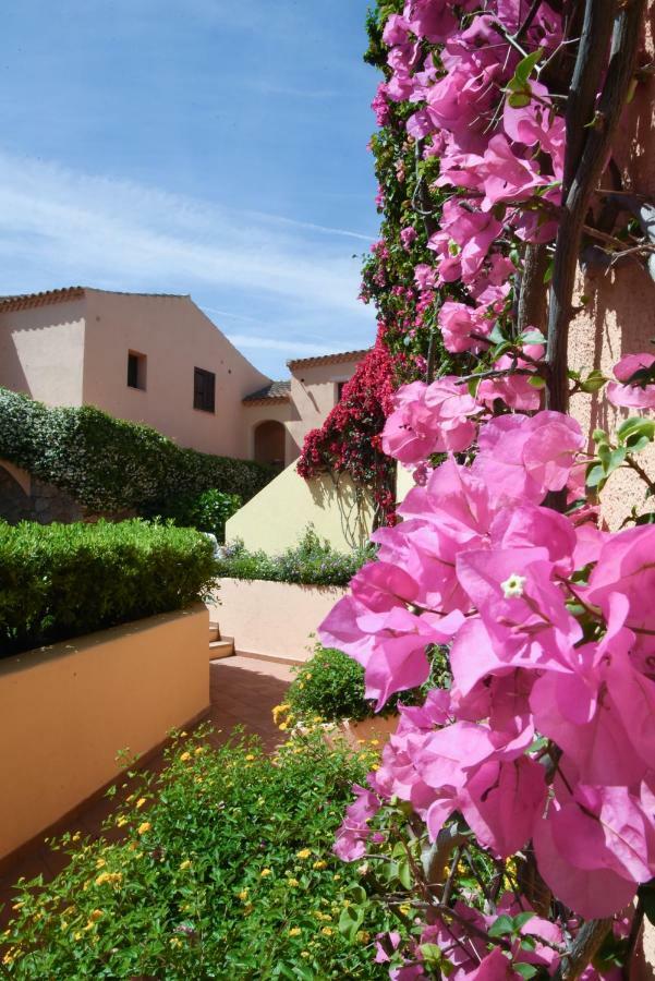 Godo Beach Hotel Baja Cerdeña Exterior foto